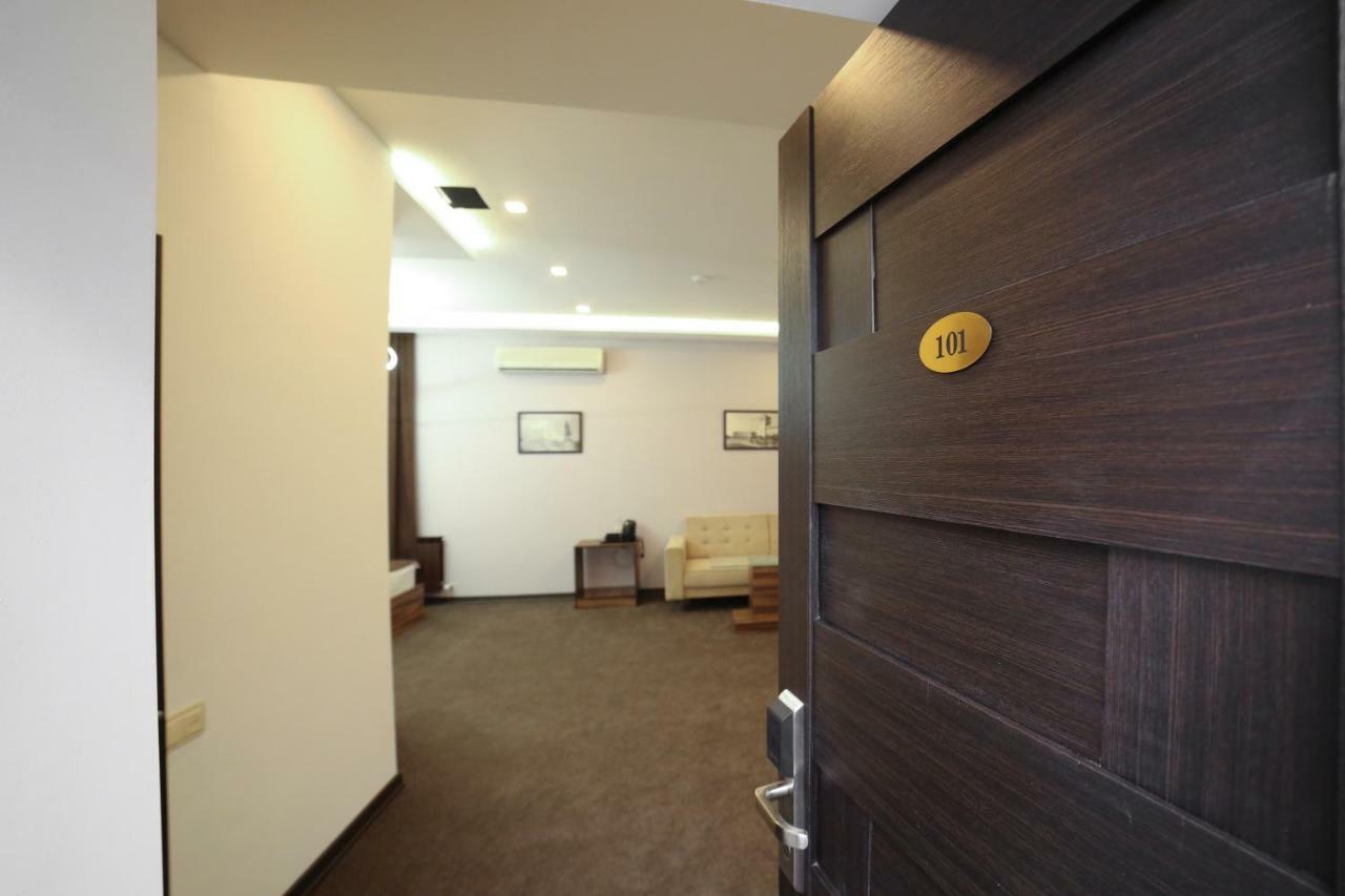 Moscow Boutique Hotel Erevan Exterior foto